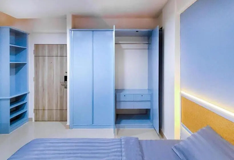 バルコニー付きデラックスルーム, Chateau Hotel & Apartments