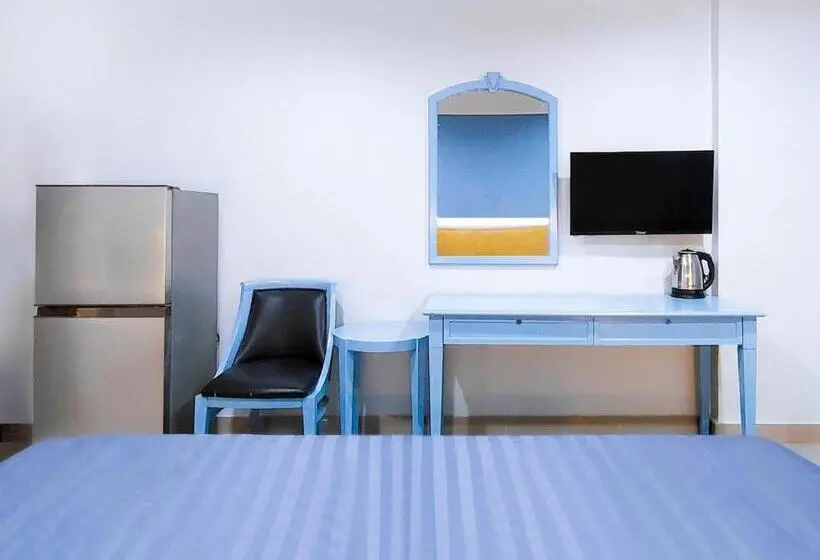 バルコニー付きデラックスルーム, Chateau Hotel & Apartments