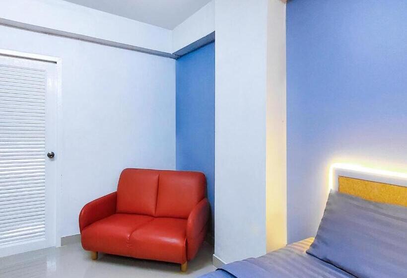 스탠다드 트리플 발코니 룸, Chateau Hotel & Apartments