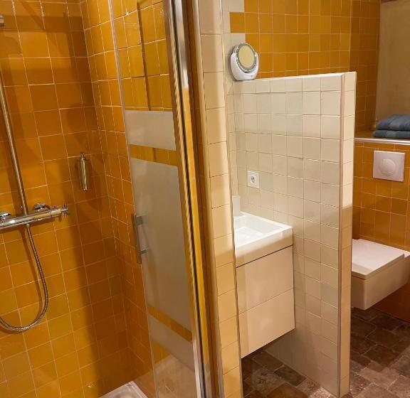 キングサイズベッドのスタンダードルーム, Clos Saint Léonard