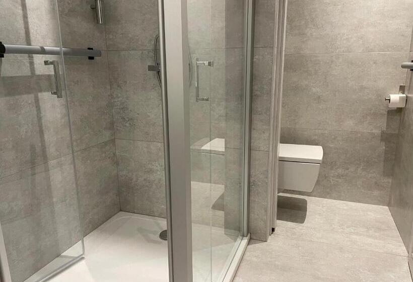 キングサイドベッドのスタンダードワンルーム, Clos Saint Léonard