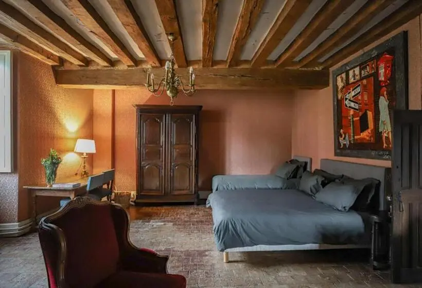 庭の見えるジュニアスイート, Clos Saint Léonard