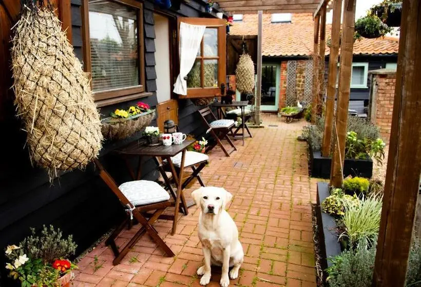 シャレー1寝室, Norfolk Accommodation