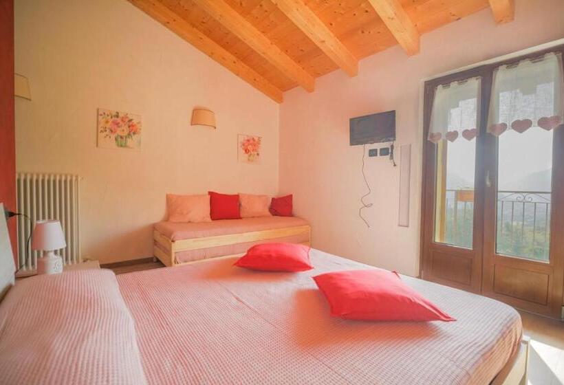 غرفة قياسية ثلاثية, Agriturismo La Cascina B&b
