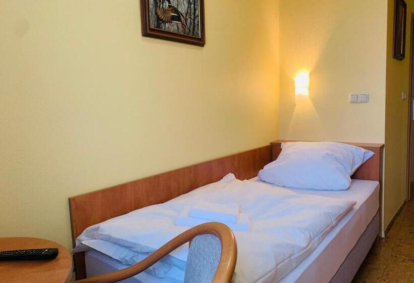 标准单人间, Gold´ne Krone