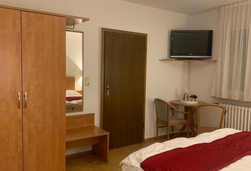 标准间, Gold´ne Krone