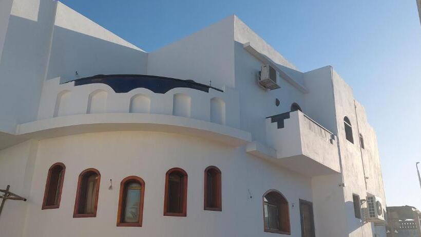 ویلای 2 خوابه, Shabana House