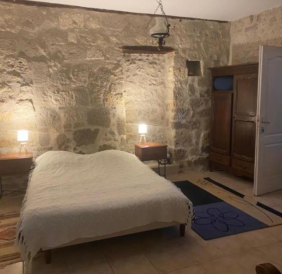 Номер Стандарт с Террасой, Chez Sophie Chambres D’hôtes, Gîte Et Gîte équestre