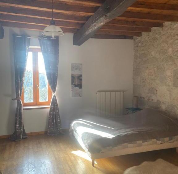 Номер Deluxe, Chez Sophie Chambres D’hôtes, Gîte Et Gîte équestre