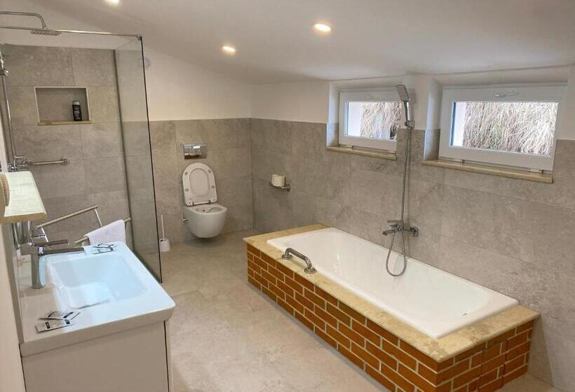 إستوديو ديلوكس, Casa Sofia