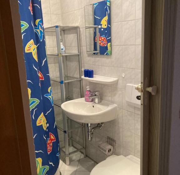 スタンダードルーム, Pension Tom´s Hütte