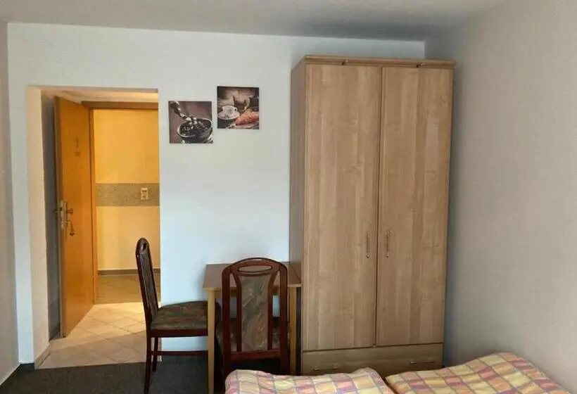 スタンダードルーム, Pension Tom´s Hütte
