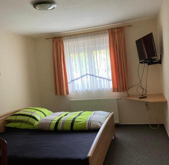 スタンダードルーム, Pension Tom´s Hütte