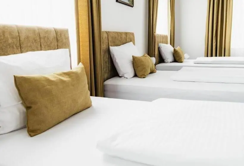 Quarto Triplo Standart, E&b