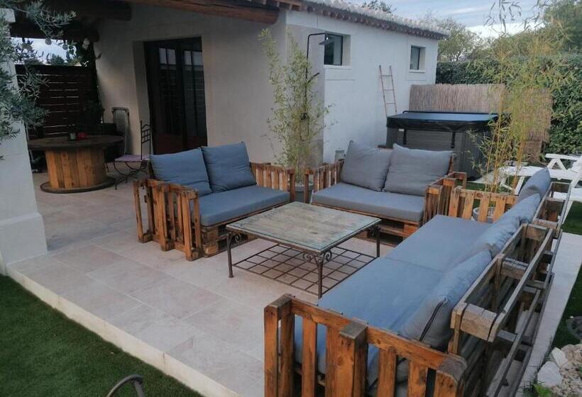 デラックススタジオ, L Atelier De Guytou Et Spa