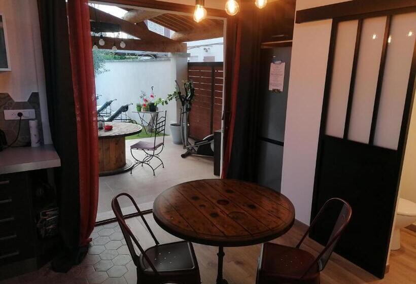 デラックススタジオ, L Atelier De Guytou Et Spa