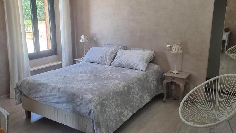 标准间, La Demeure D Hélice