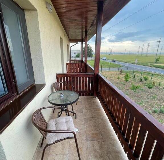 Номер Стандарт, Pensiunea Camelia