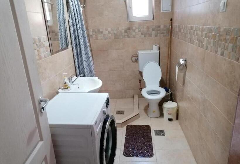 اتاق استاندارد چهار تخته, Pensiunea Fábián Vendégház