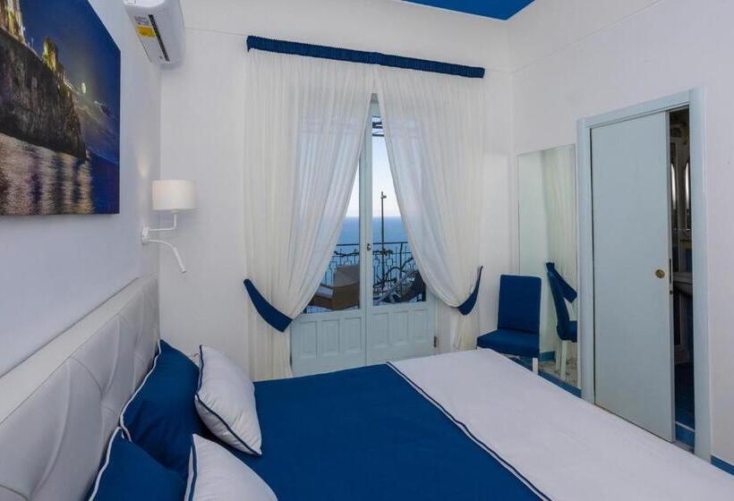 Номер Стандарт Вид на Море с Террасой, Locanda Costa D'Amalfi