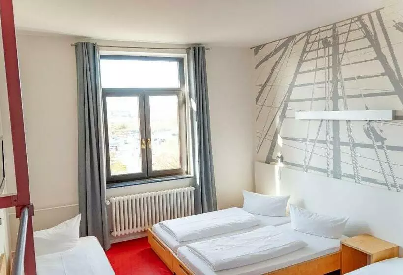 Standard Neljän Hengen Huone, Havenhostel Bremerhaven