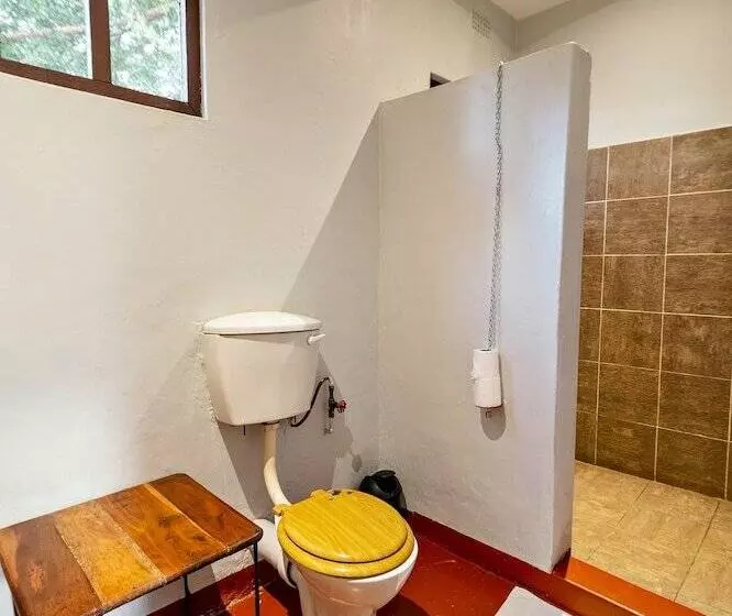 اتاق استاندارد, Shoestrings Backpackers Lodge Vic Falls