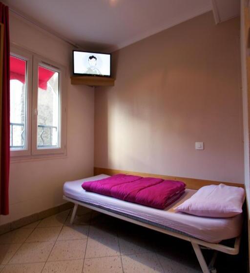 اتاق استاندارد یک تخته با سرویس بهداشتی مشترک, Bastille Hostel