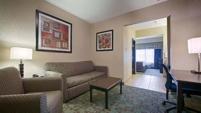 キングサイズベッドのスイートルーム, Best Western Plus Eastgate Inn & Suites