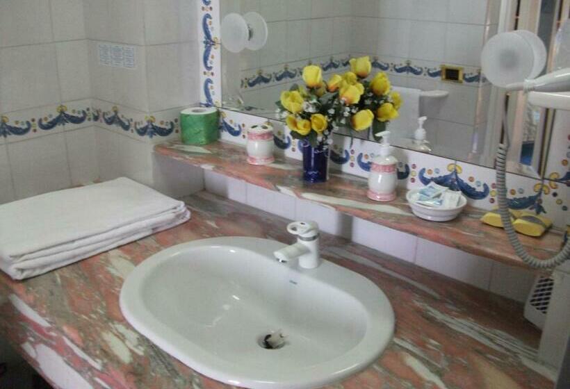 Номер Superior Кровать Кинг, Holidays Baia D'Amalfi