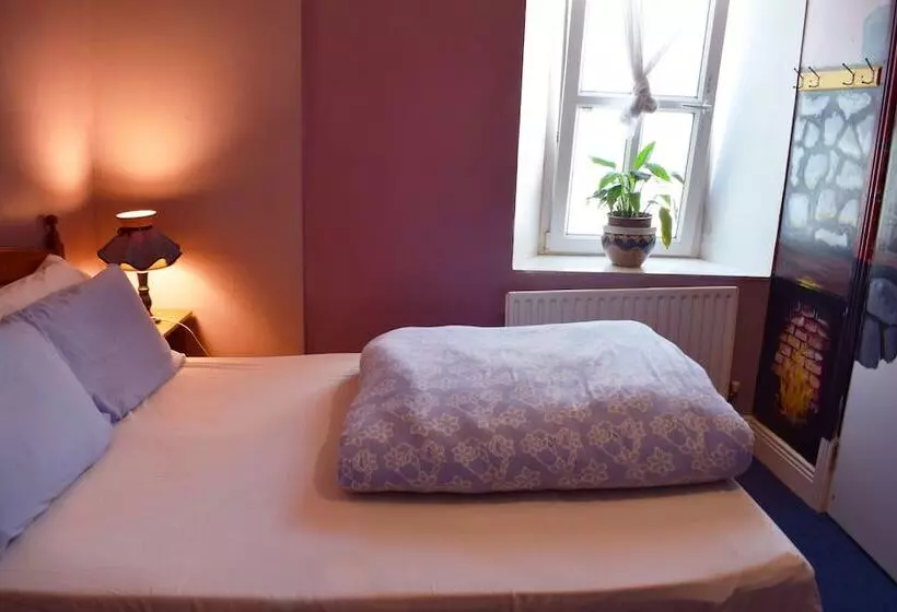 اتاق راحتی, Macgabhainn S Backpacker Hostel