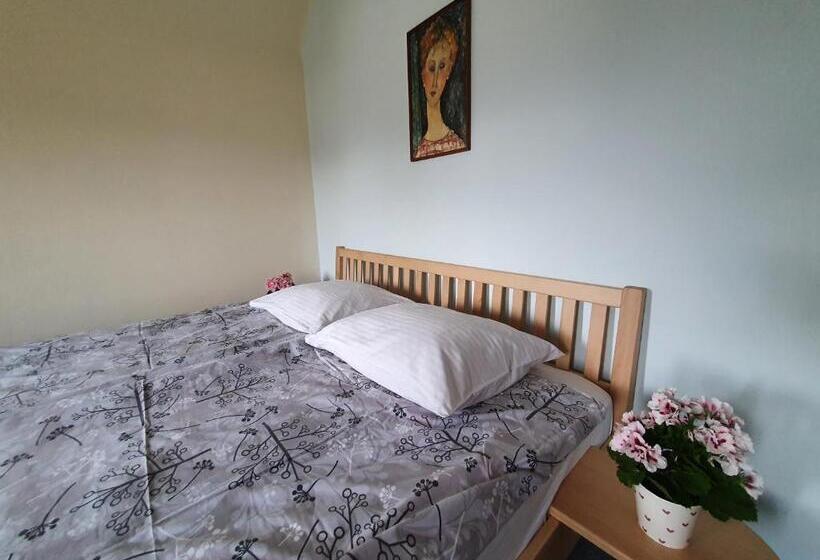 2 Bedroom Suite with Balcony, Pension Ttt