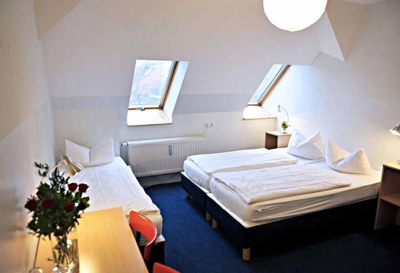 3-Bett-Standardzimmer, Transit Loft