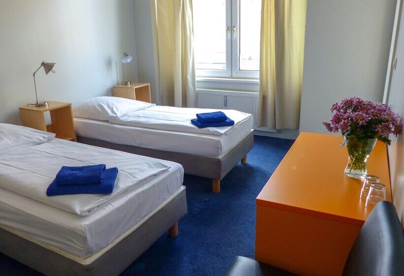 3-Bett-Standardzimmer, Transit Loft