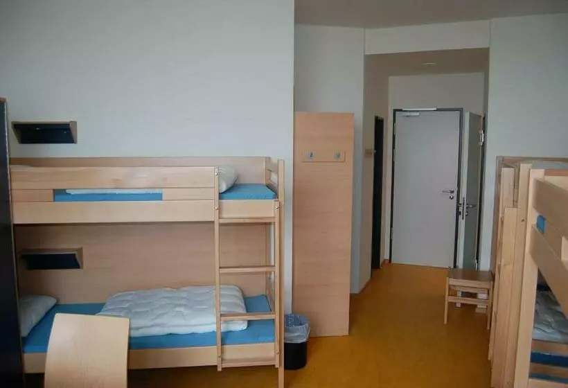 Perhehuone, Jugendherberge Hamburg Horner Rennbahn