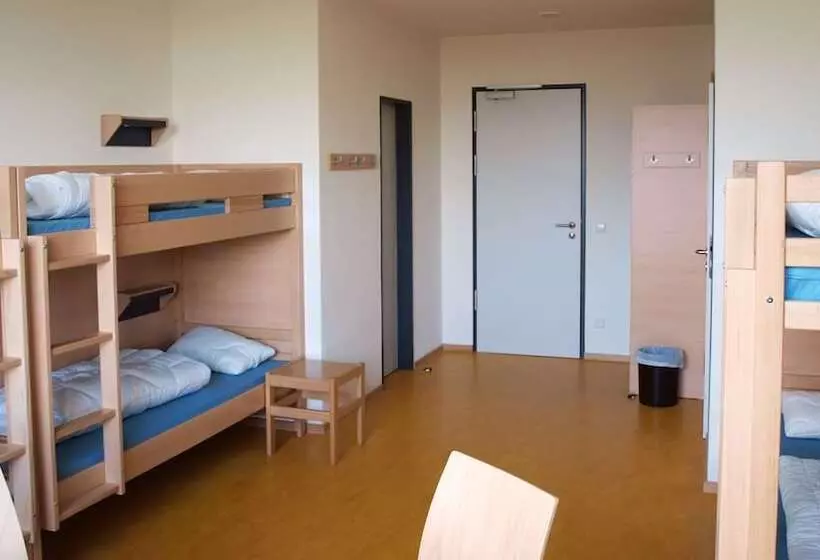 Perhehuone, Jugendherberge Hamburg Horner Rennbahn