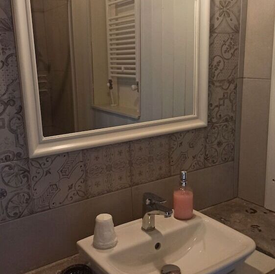 标准间, La Casa Di Campagna