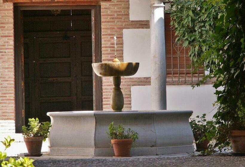 آپارتمان 2 خوابه با تراس, Oasis Backpackers Hostel Granada