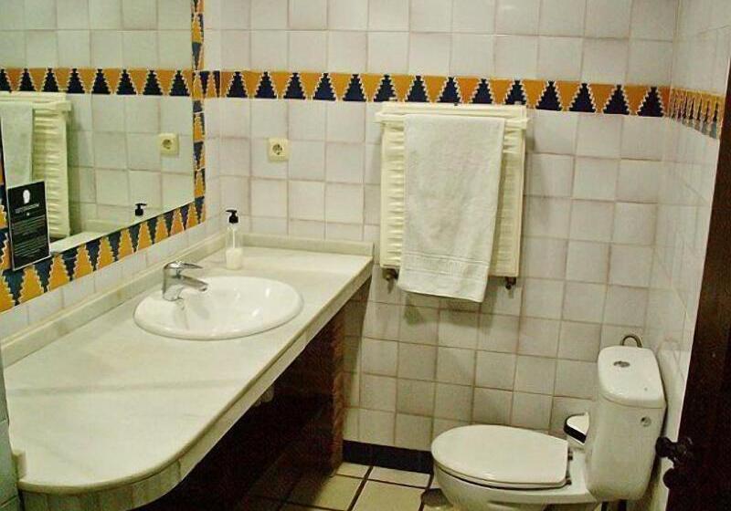 تختخواب در اتاق مشترک, Oasis Backpackers Hostel Granada