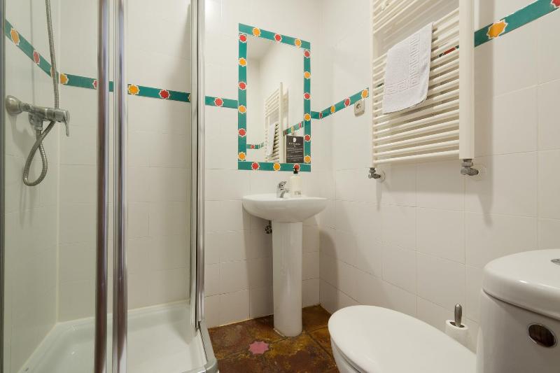 تختخواب در اتاق مشترک, Oasis Backpackers Hostel Granada