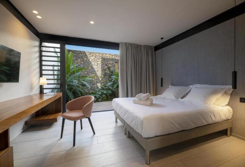 آپارتمان 1 خوابه با تراس, Clos De La Rivière