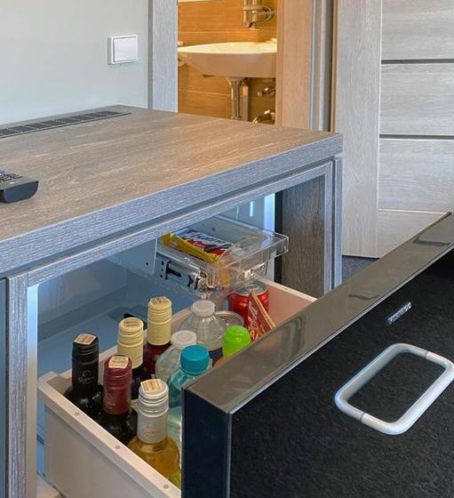 اتاق استاندارد, Brut Wine