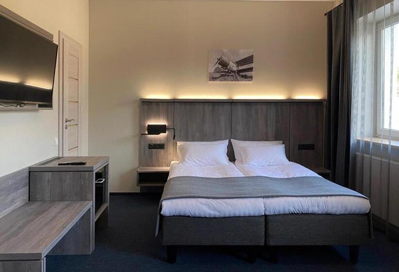 اتاق استاندارد, Brut Wine