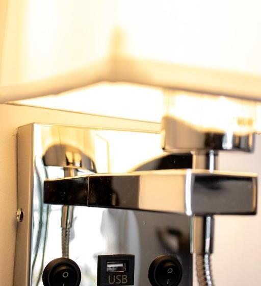 디럭스 룸 킹사이즈 침대, 1531 Jackson B&b