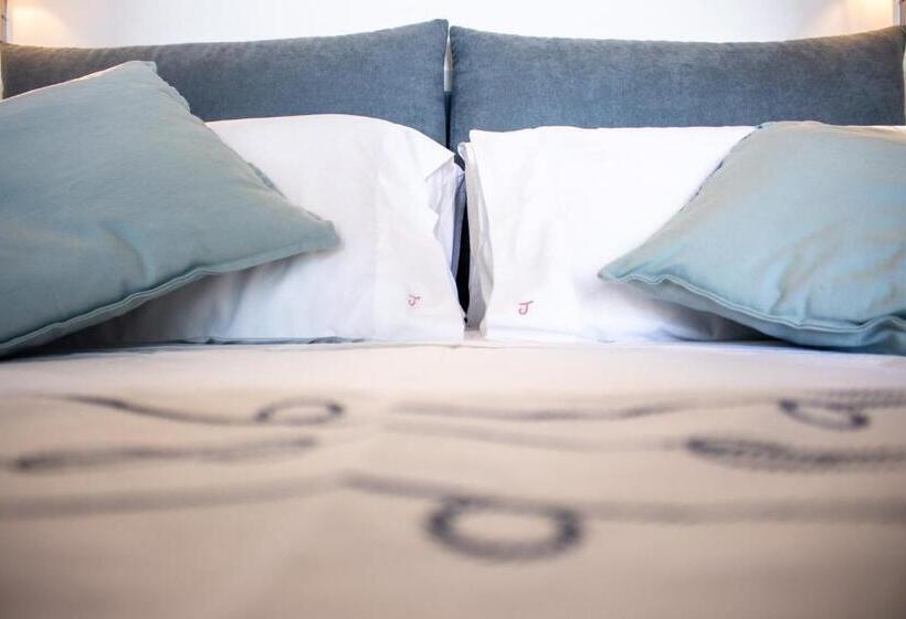 디럭스 룸 킹사이즈 침대, 1531 Jackson B&b