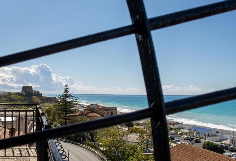 디럭스 룸 킹사이즈 침대, 1531 Jackson B&b