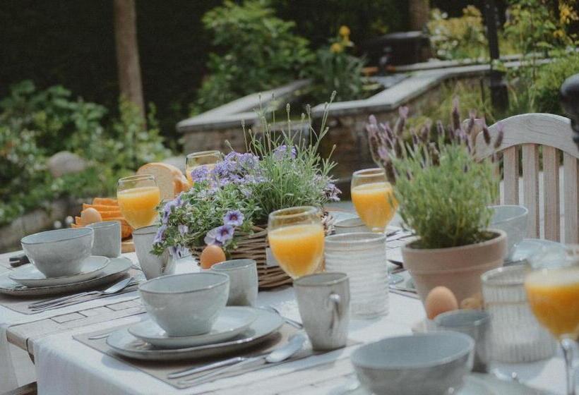 غرفة قياسية مطلّة علي الحديقة, La Maison Des Papillons