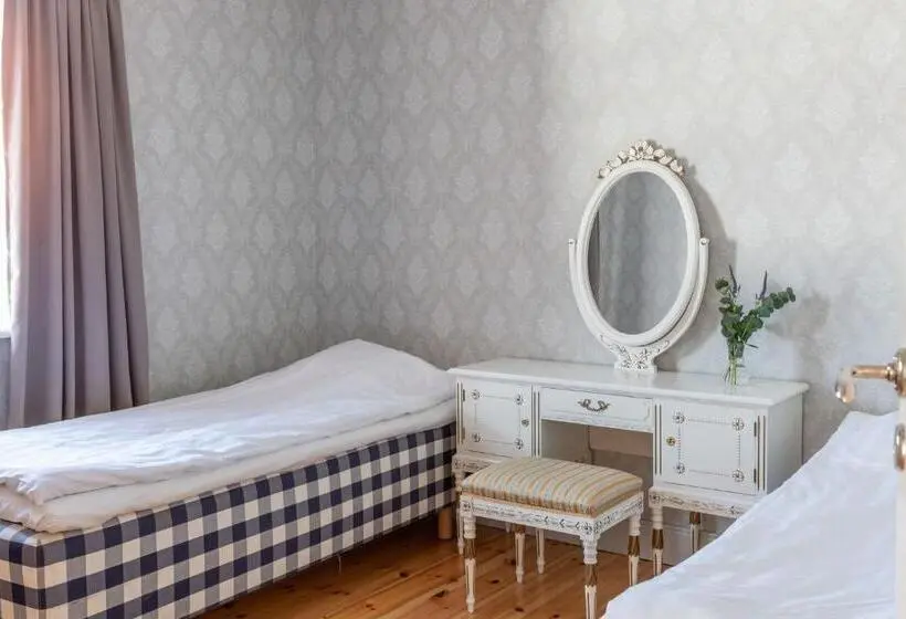 ビラホテル１ベッドルーム, Bergs Gård & Hållsvikens Gård