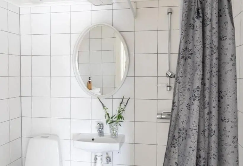 １階の１ベッドルームアパートメント, Bergs Gård & Hållsvikens Gård