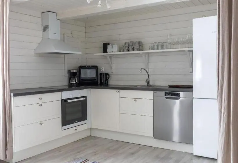 １階の１ベッドルームアパートメント, Bergs Gård & Hållsvikens Gård