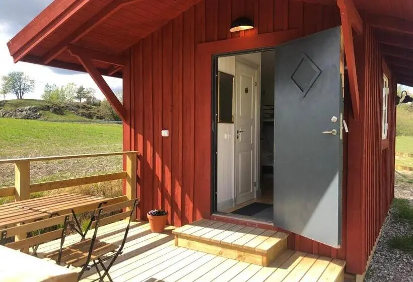 １ベッドルームハウス, Bergs Gård & Hållsvikens Gård